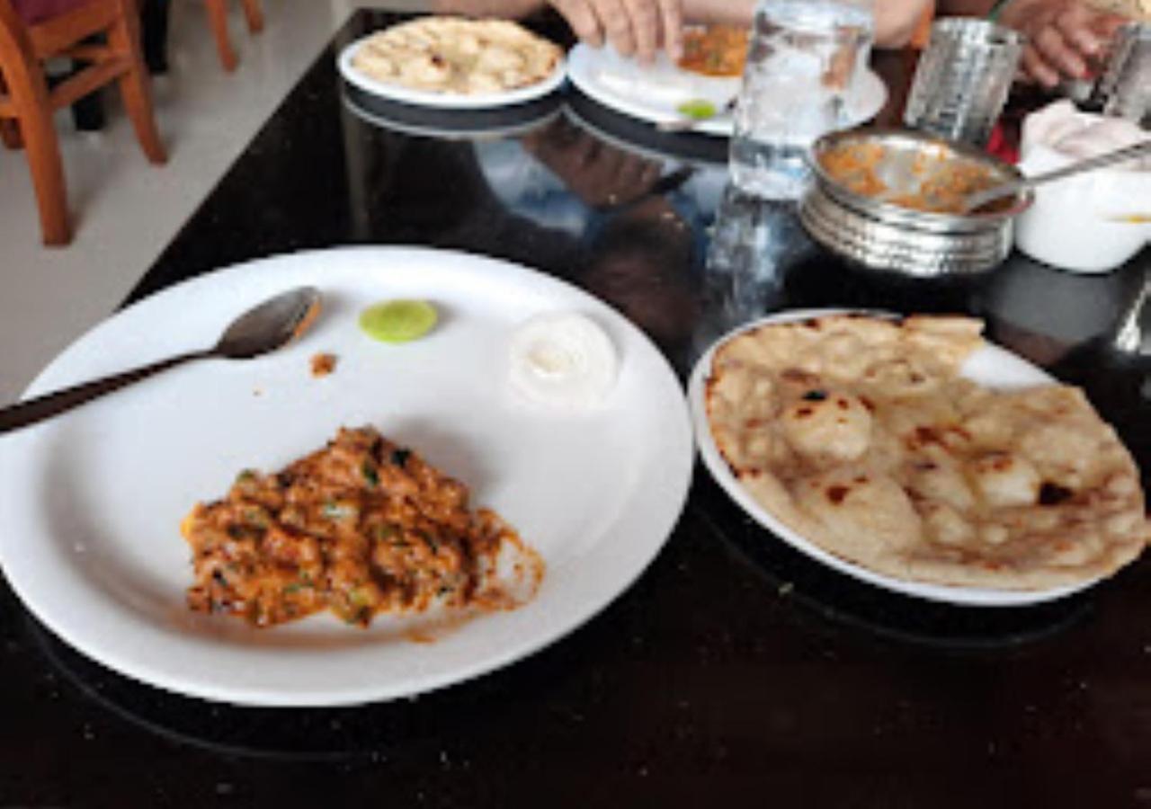 Kapurwahal Hotel Rajwada Kapurhol מראה חיצוני תמונה