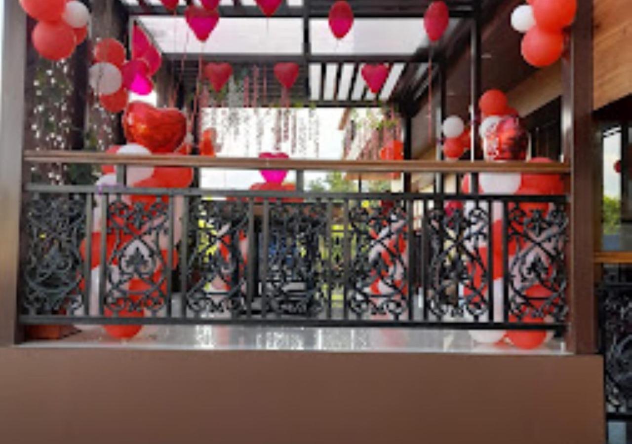 Kapurwahal Hotel Rajwada Kapurhol מראה חיצוני תמונה