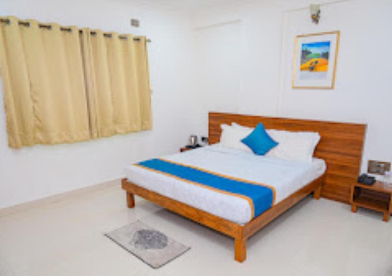 Kapurwahal Hotel Rajwada Kapurhol מראה חיצוני תמונה