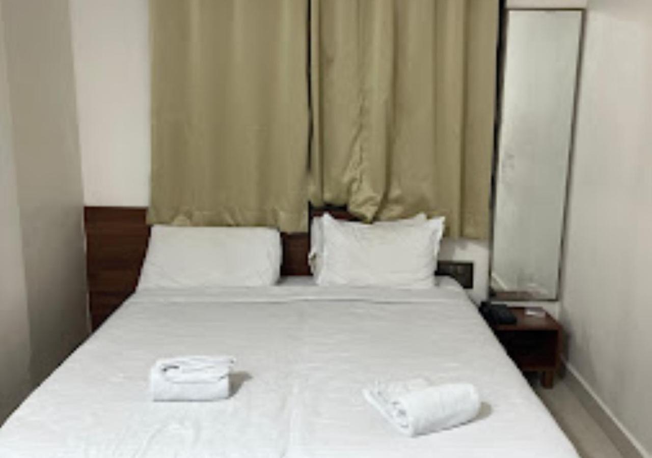 Kapurwahal Hotel Rajwada Kapurhol מראה חיצוני תמונה